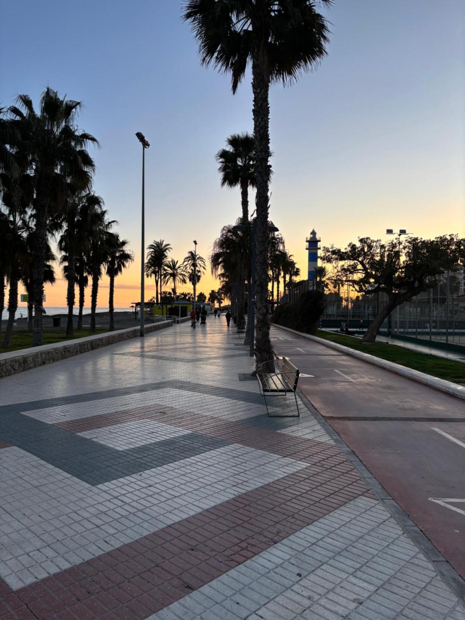 Estudio En Torre Del Mar A 3 Minutos Andando De La Playa Экстерьер фото